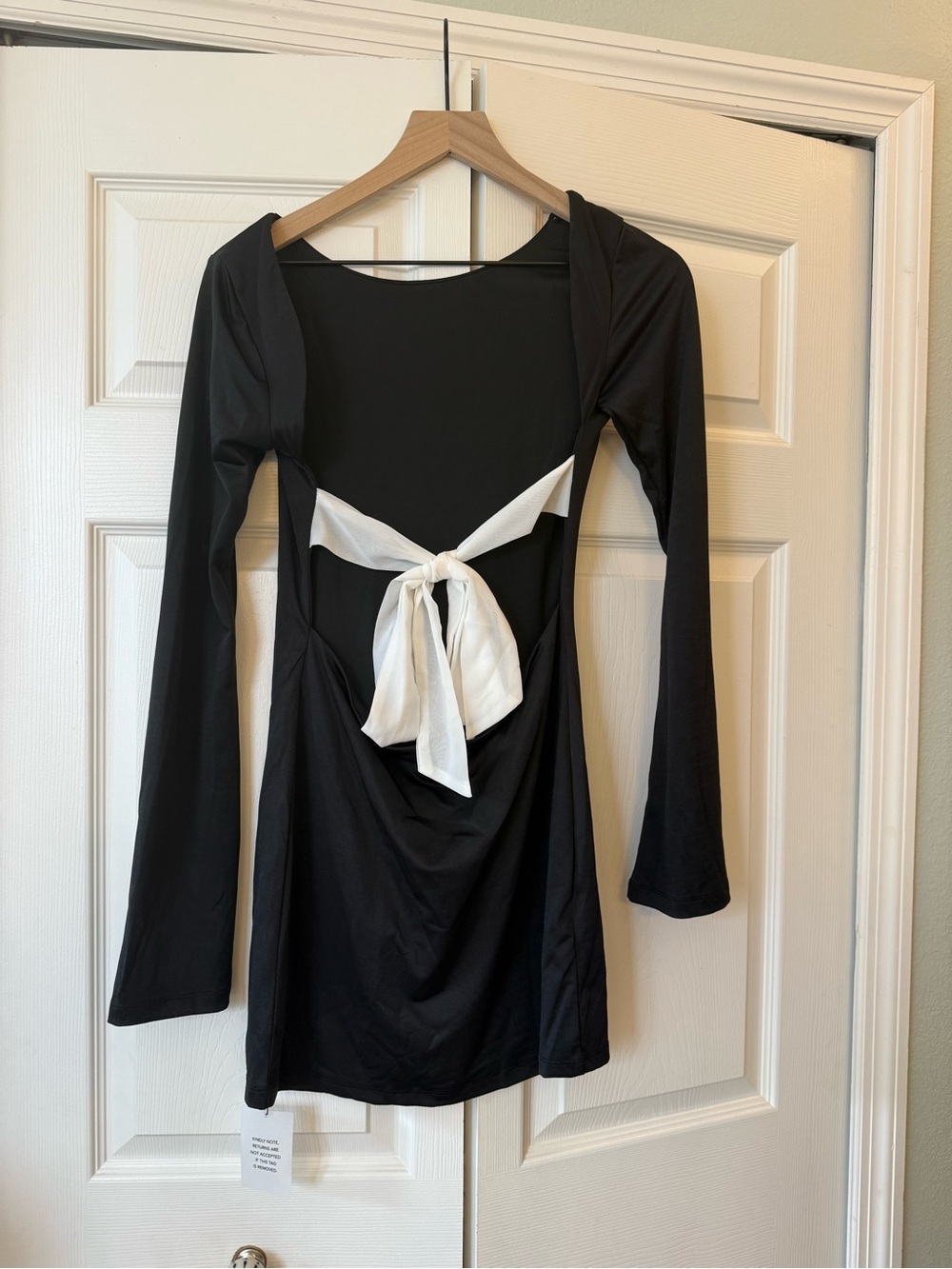 More to come Nicky mini dress in black size medium NWT! - Picture 4 of 7